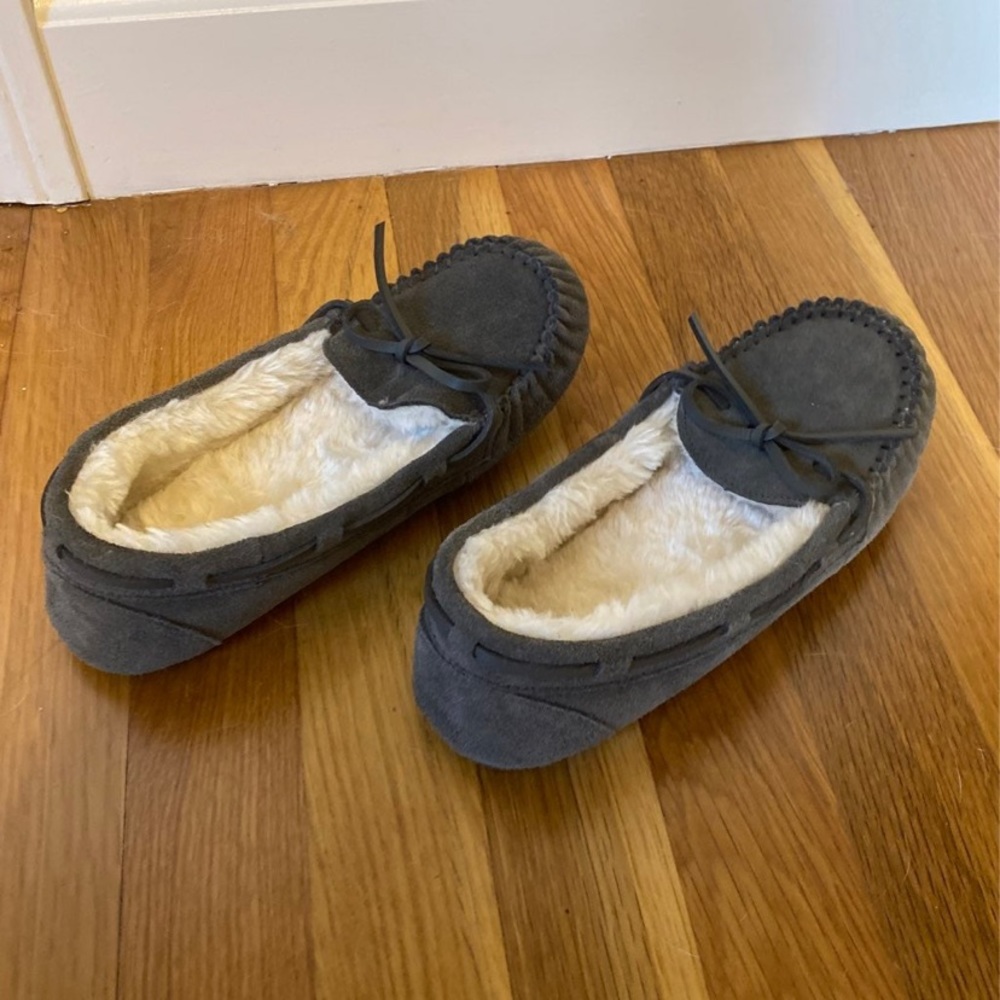Chaia gray suede moccasin slippers 6